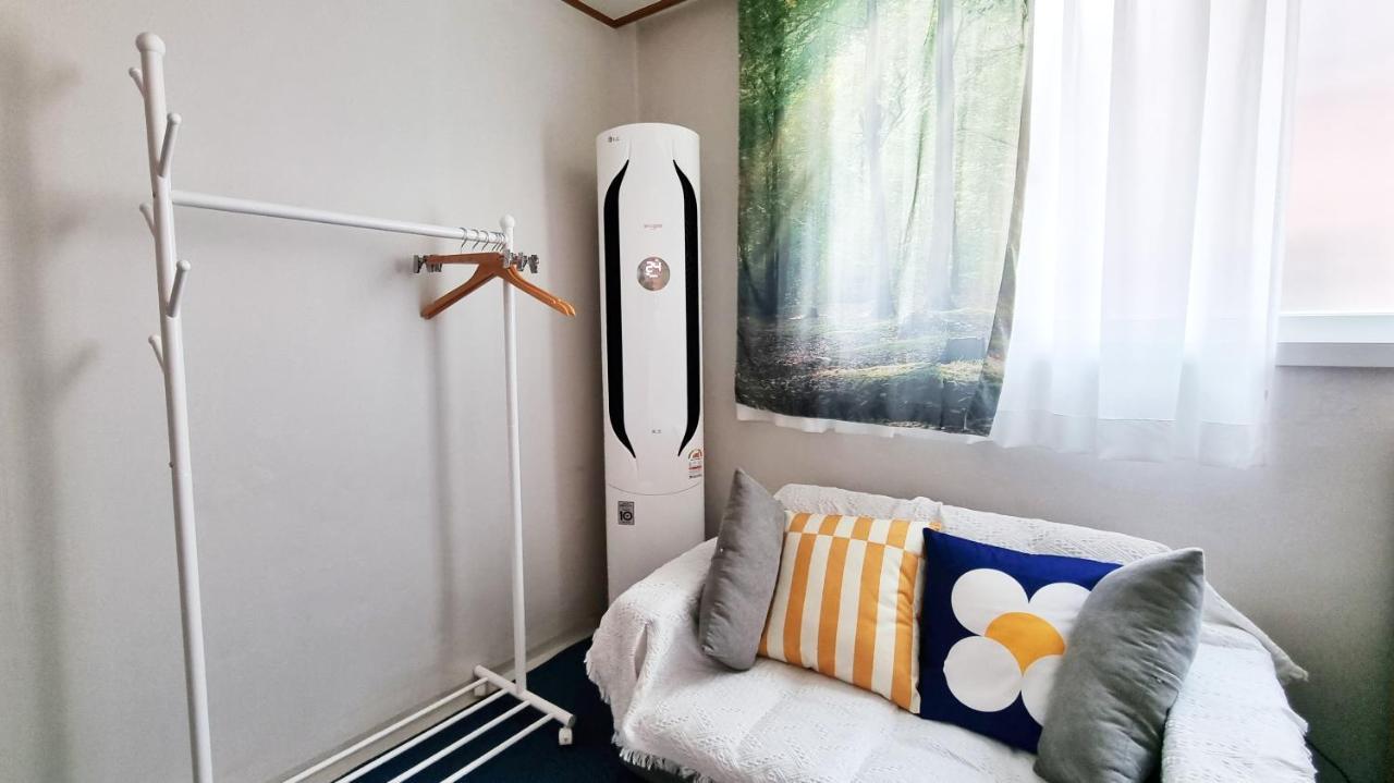 Hongdae&sinchon 10min Cozy House With 2 Bedrooms Apartment Seoul