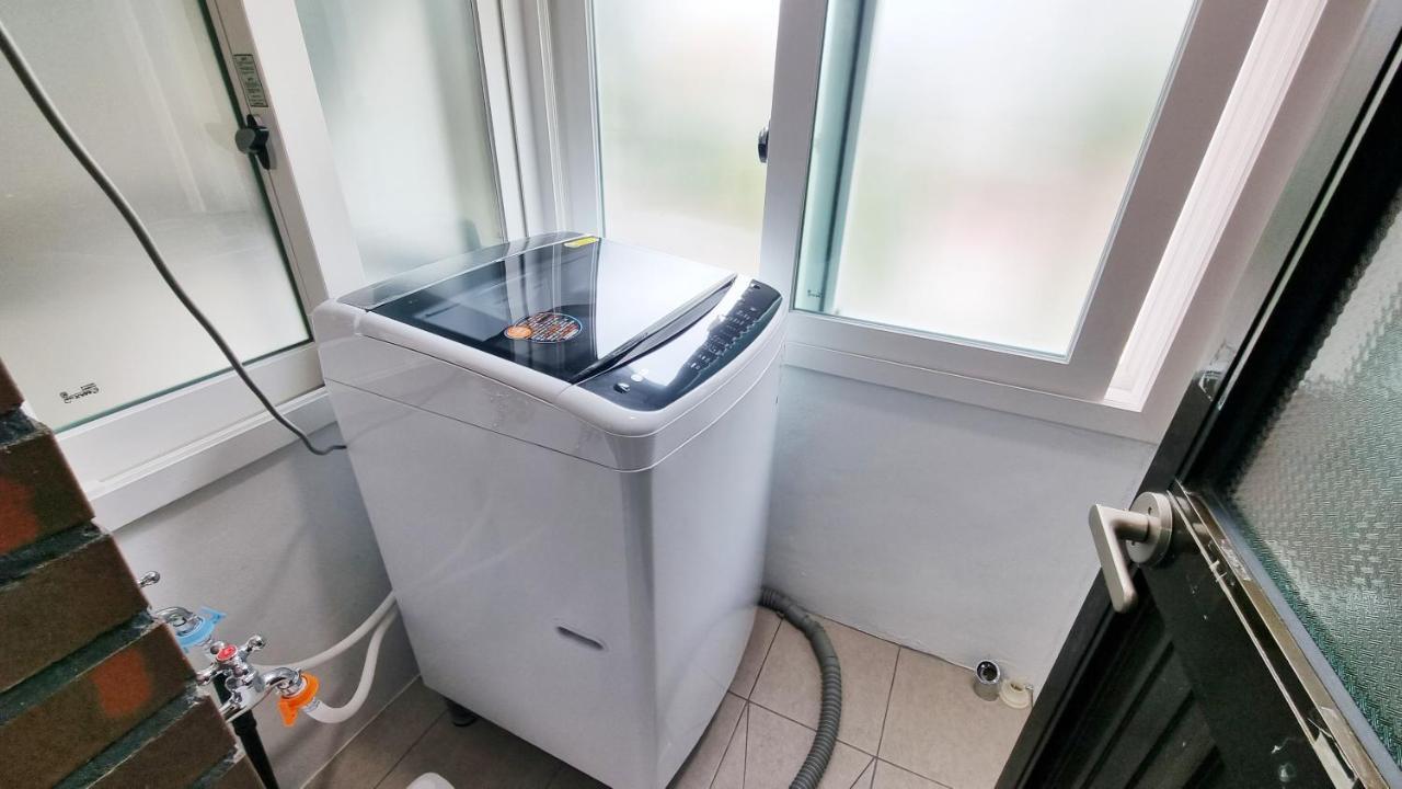 Apartment Hongdae&sinchon 10min Cozy House With 2 Bedrooms *