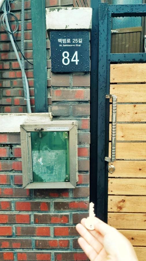 Apartment Hongdae&sinchon 10min Cozy House With 2 Bedrooms